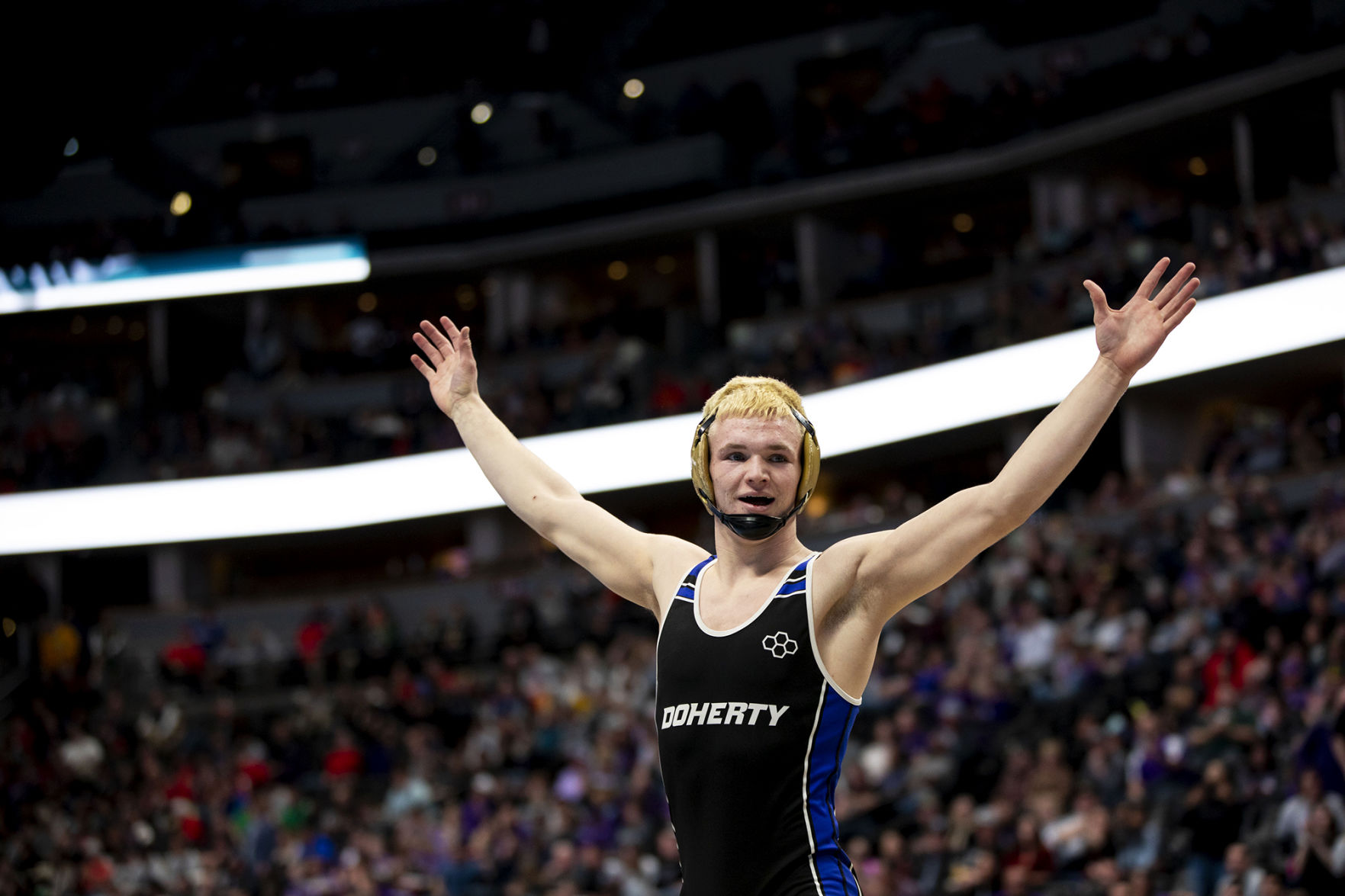 022320-s-wrestlingfinals 13.jpg